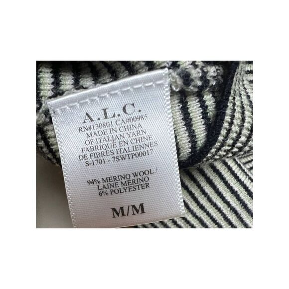 A.L.C. Shiloh Striped Crop Bell Sleeve Top Sz. M - Picture 8 of 8
